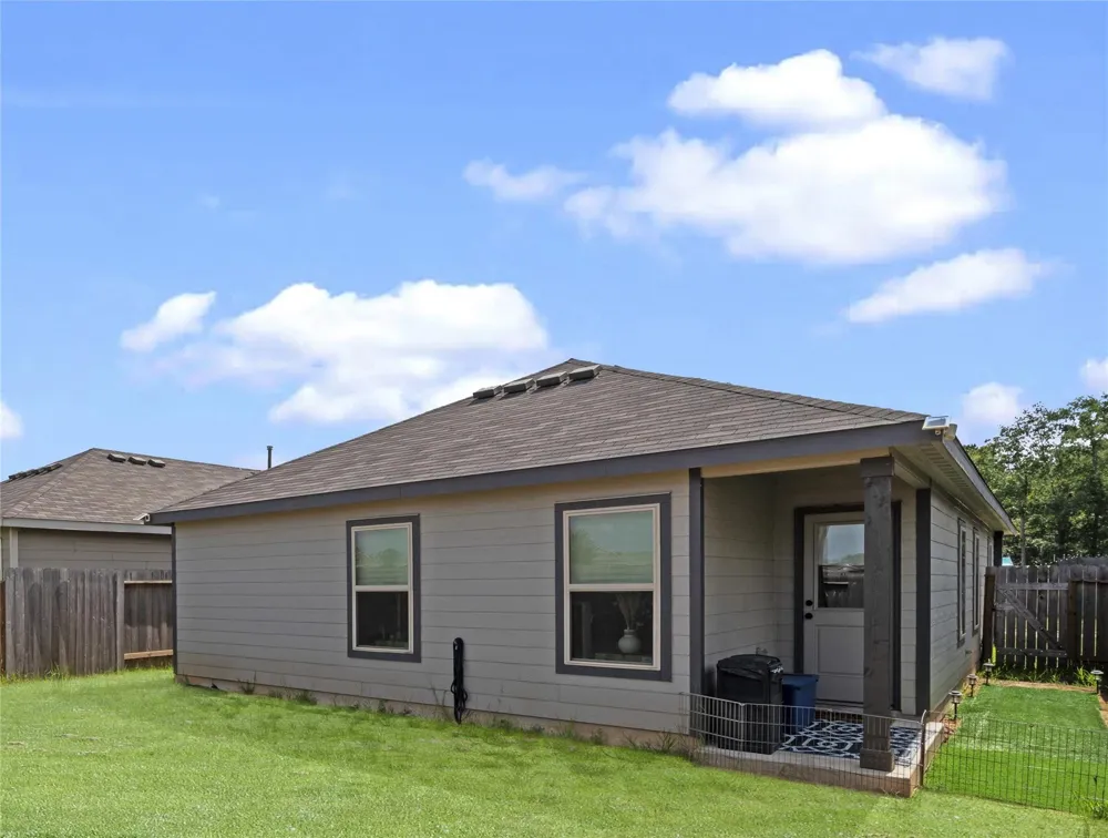 14346 High Hill Drive Conroe, TX 77303
