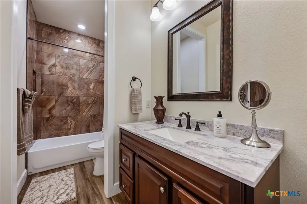 2103 CR 320 Granger, TX 76530