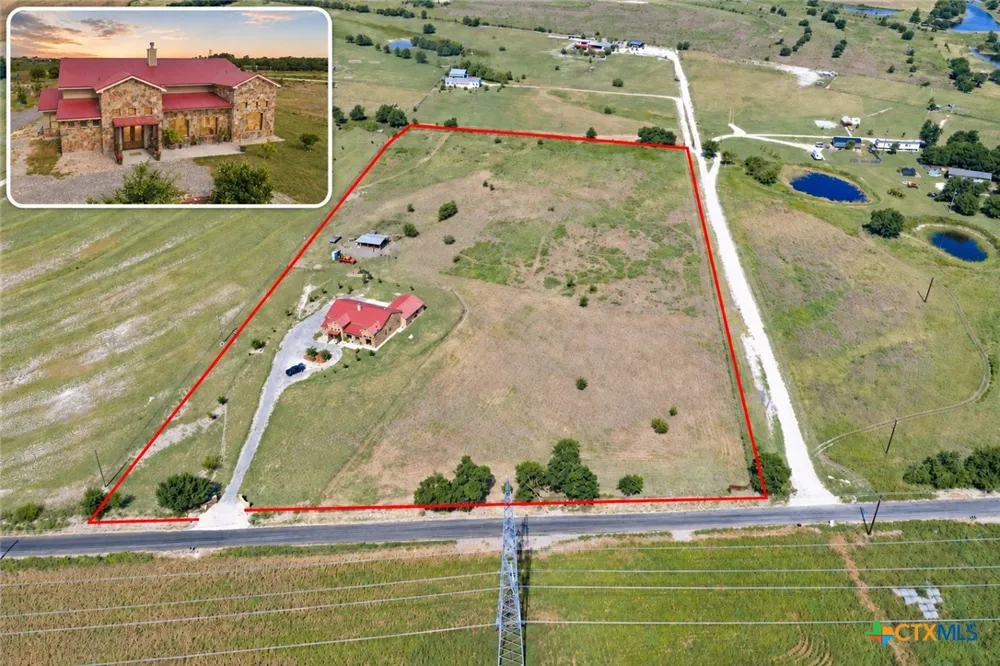 2103 CR 320 Granger, TX 76530