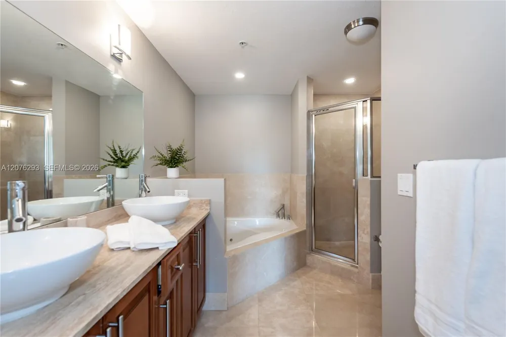 1650 Galiano St #408 Coral Gables, FL 33134