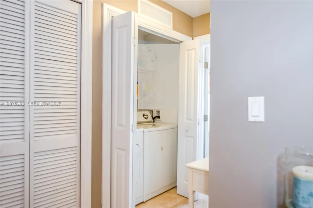1650 Galiano St #408 Coral Gables, FL 33134