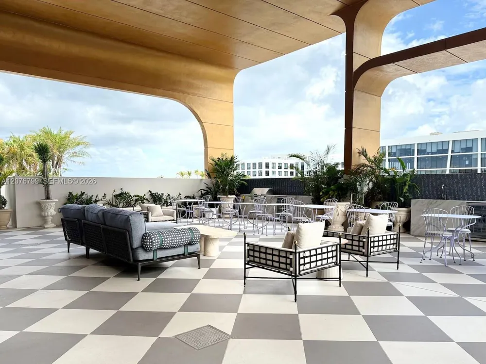 2700 NW 2nd Ave #445 Miami, FL 33127
