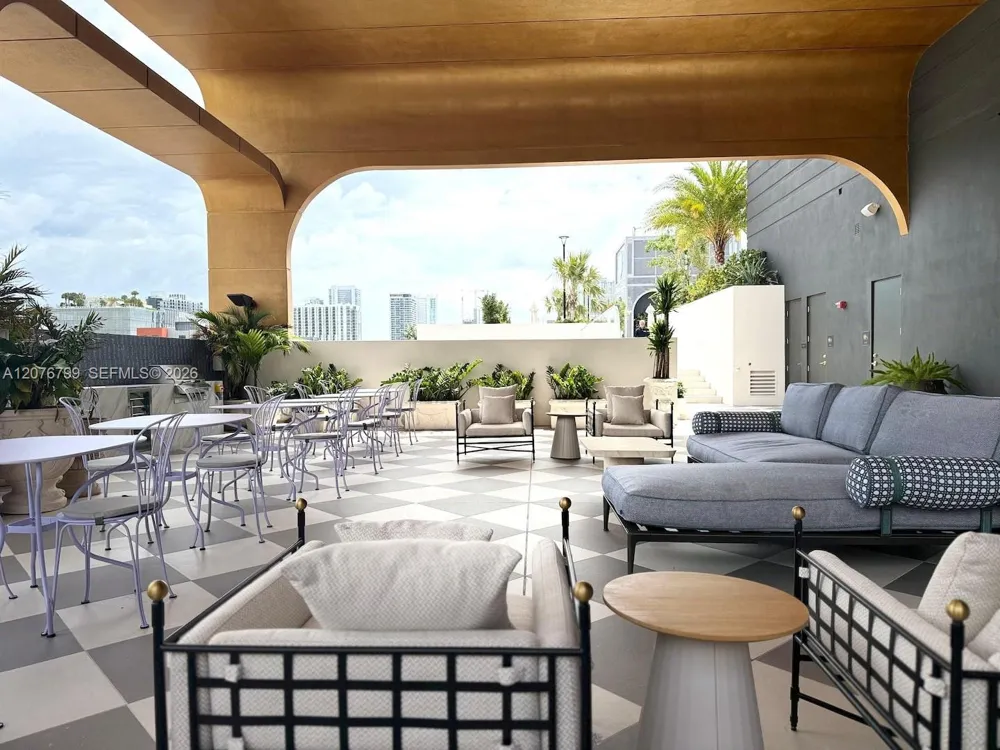 2700 NW 2nd Ave #445 Miami, FL 33127