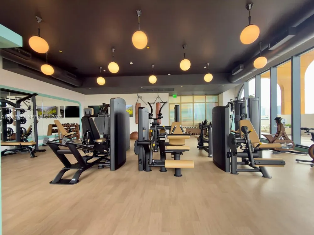 2700 NW 2nd Ave #445 Miami, FL 33127