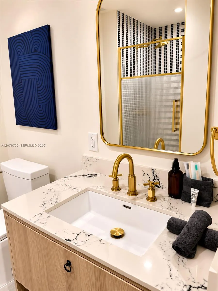 2700 NW 2nd Ave #445 Miami, FL 33127