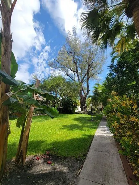 19424 NE 26th Avenue #131B Miami, FL 33180