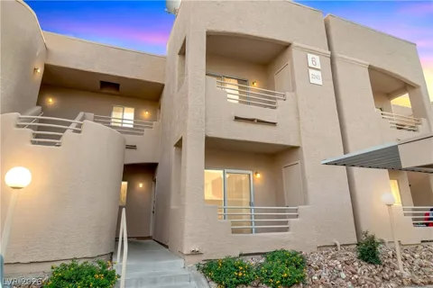2243 Aspen Mirror Way #102
