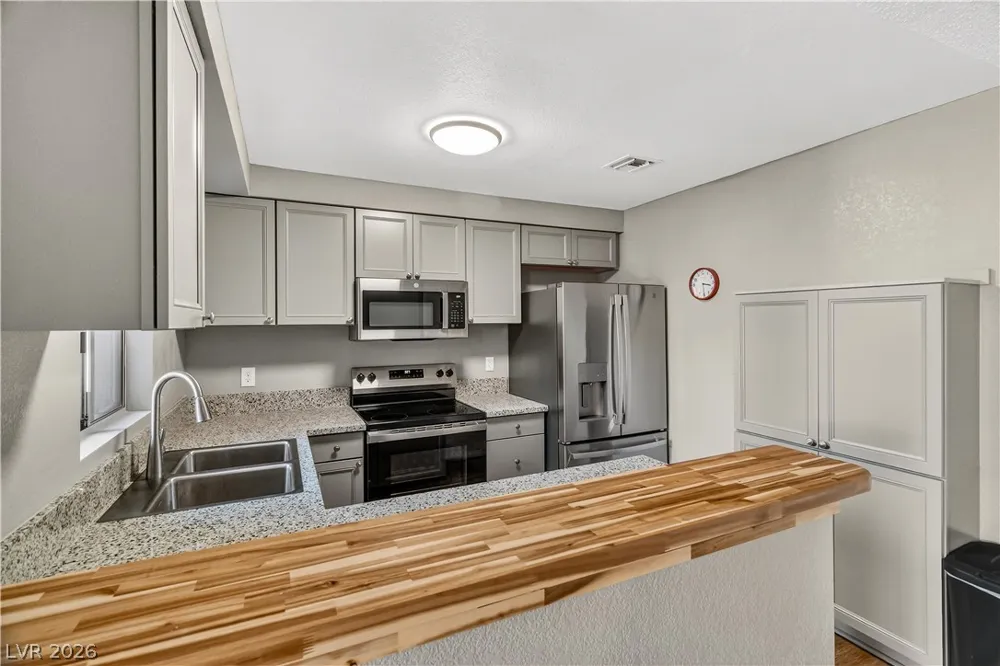 2243 Aspen Mirror Way #102 Laughlin, NV 89029