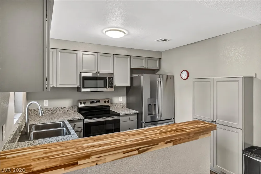 2243 Aspen Mirror Way #102 Laughlin, NV 89029