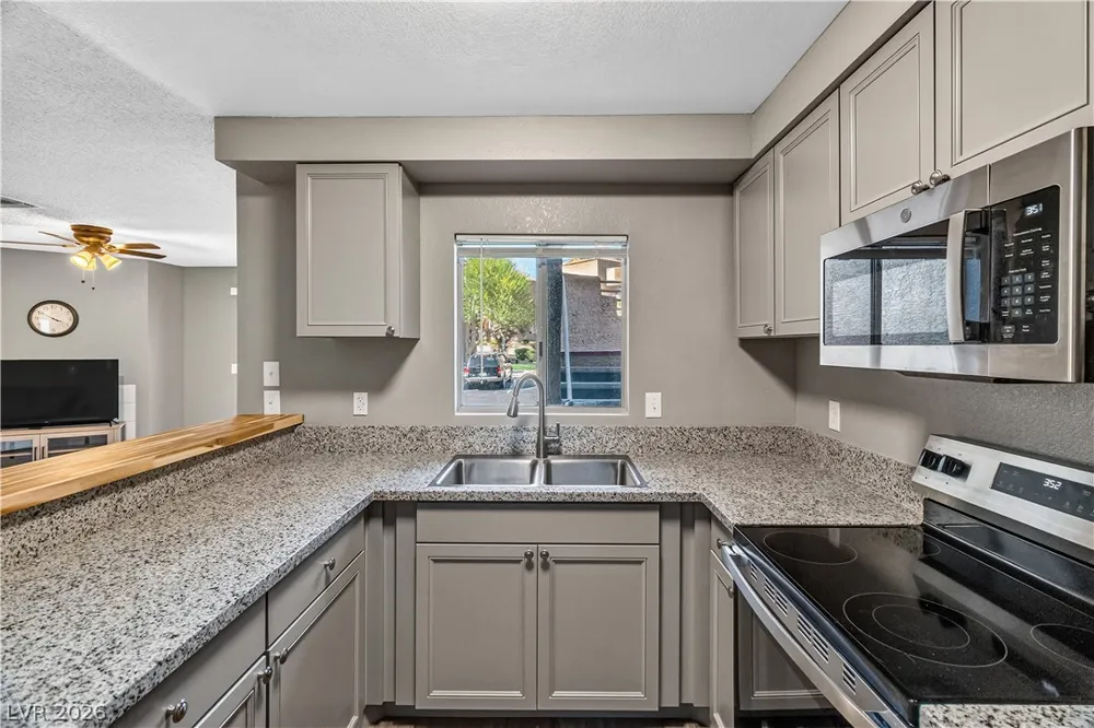 2243 Aspen Mirror Way #102 Laughlin, NV 89029