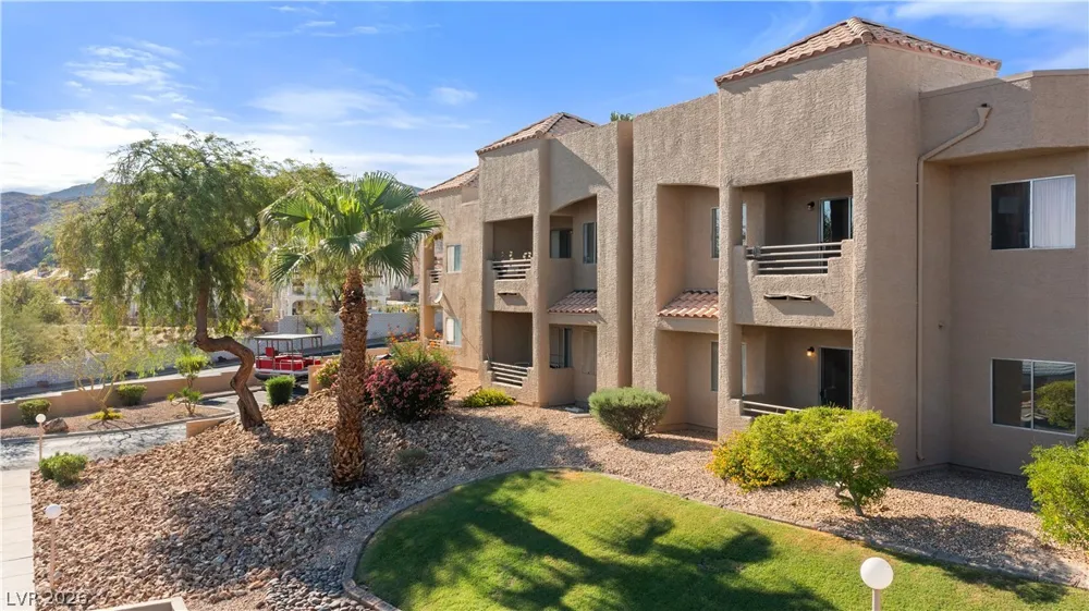 2243 Aspen Mirror Way #102 Laughlin, NV 89029