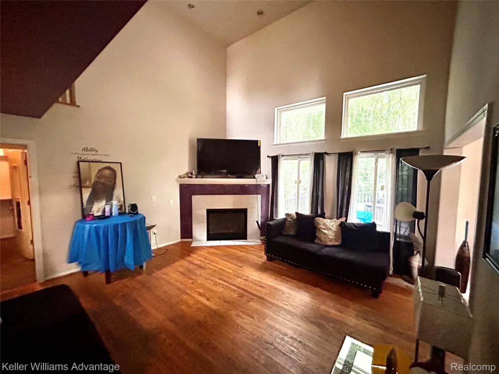 2803 Reflection Avenue Waterford Charter Township, MI 48328