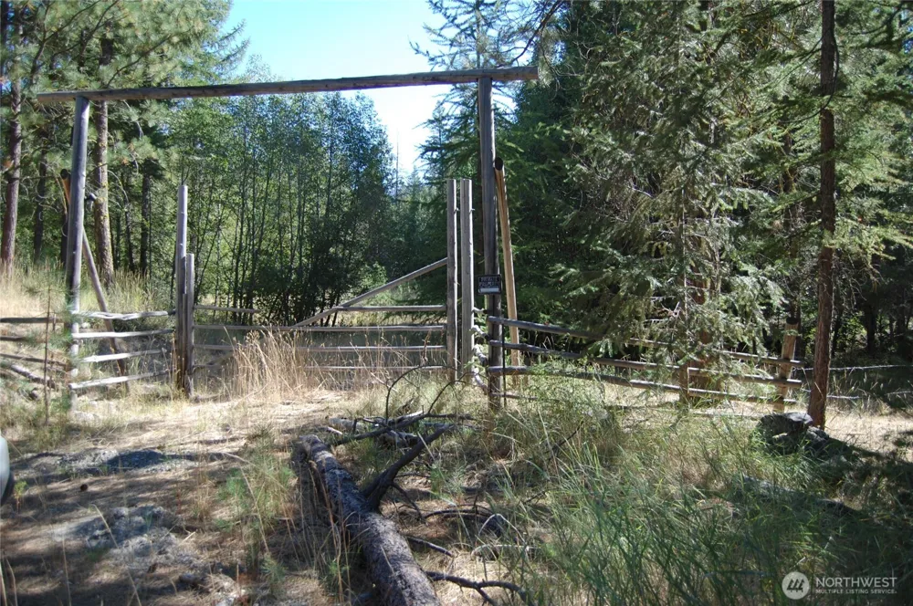 144 Cheif Joseph Trail Riverside, WA 98849