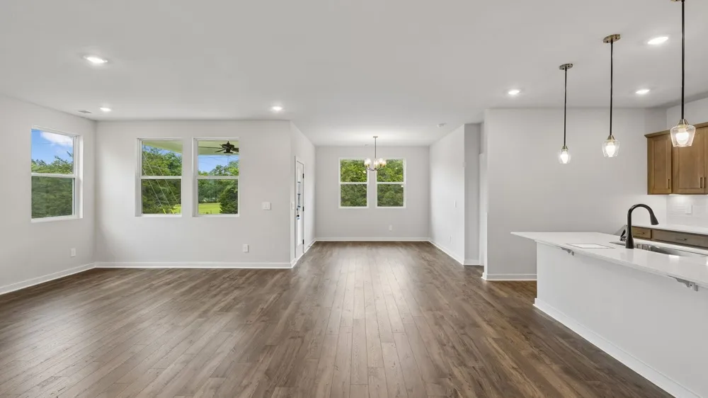 4325 Scarlet Court Columbia, TN 38401