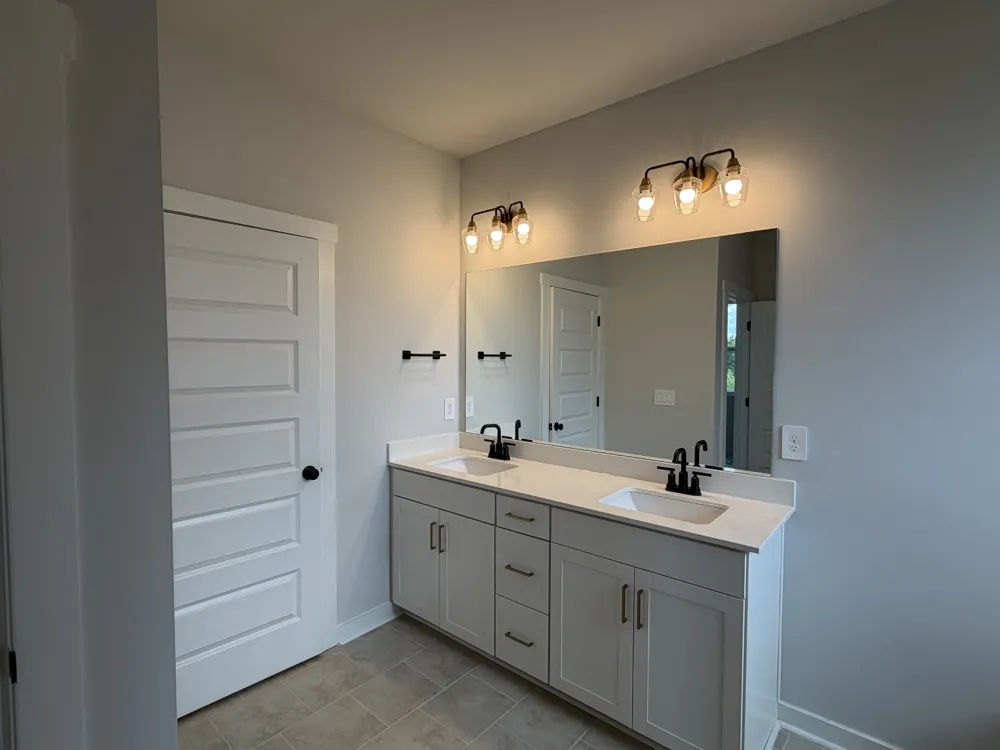 4325 Scarlet Court Columbia, TN 38401