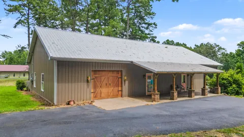 8774 Highway 641