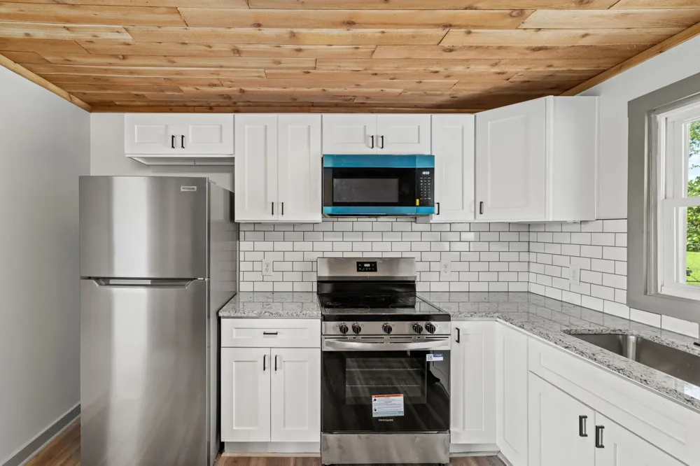 621 Dixon Branch Rd Loretto, TN 38469