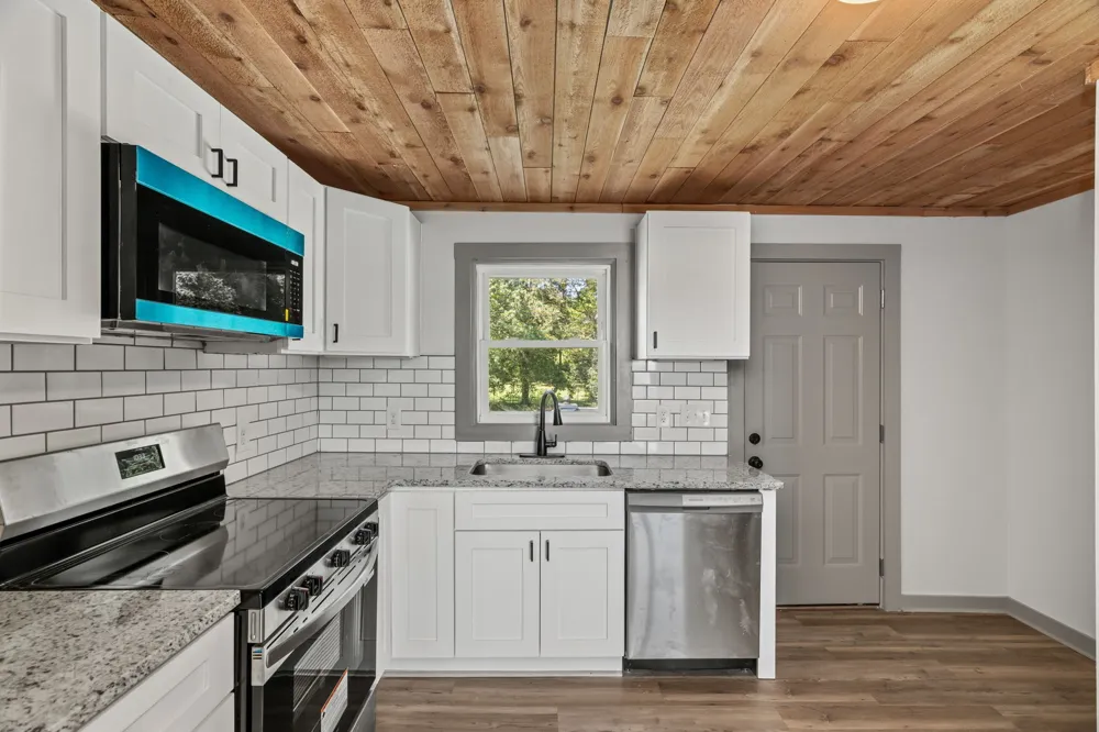 621 Dixon Branch Rd Loretto, TN 38469