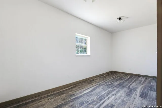 446 Quail Hollow Adkins, TX 78101