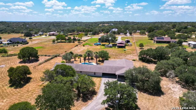 446 Quail Hollow Adkins, TX 78101