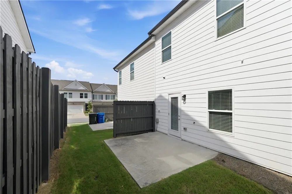 4724 Fullerton Drive Oakwood, GA 30566