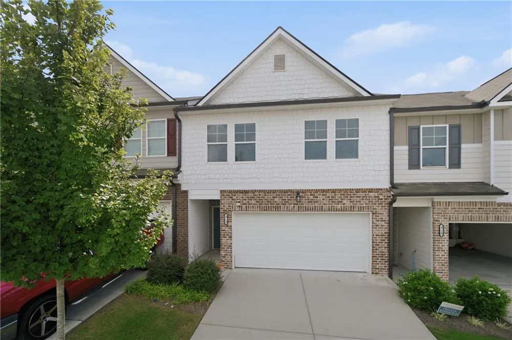 4724 Fullerton Drive Oakwood, GA 30566