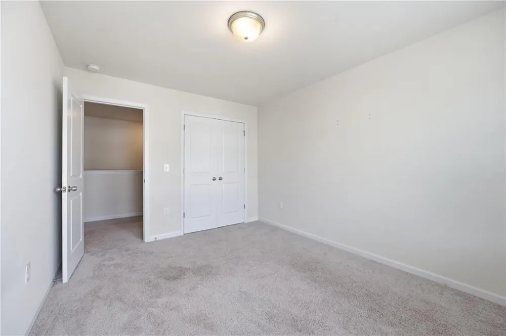 4724 Fullerton Drive Oakwood, GA 30566