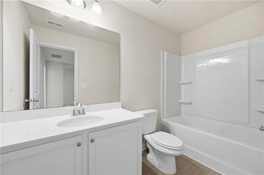 4724 Fullerton Drive Oakwood, GA 30566