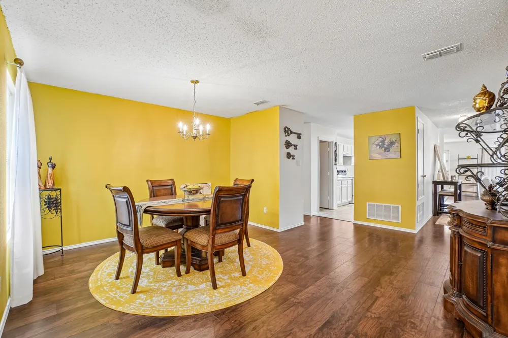 659 Pondview Drive Cedar Hill, TX 75104