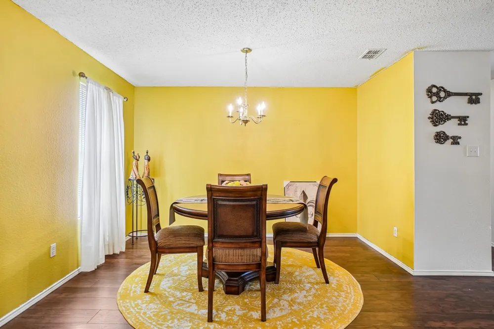 659 Pondview Drive Cedar Hill, TX 75104