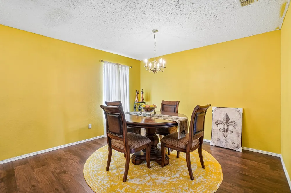 659 Pondview Drive Cedar Hill, TX 75104