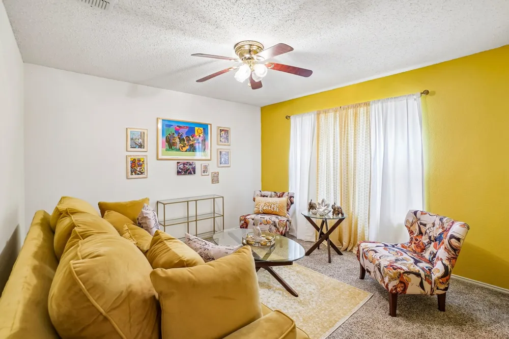 659 Pondview Drive Cedar Hill, TX 75104