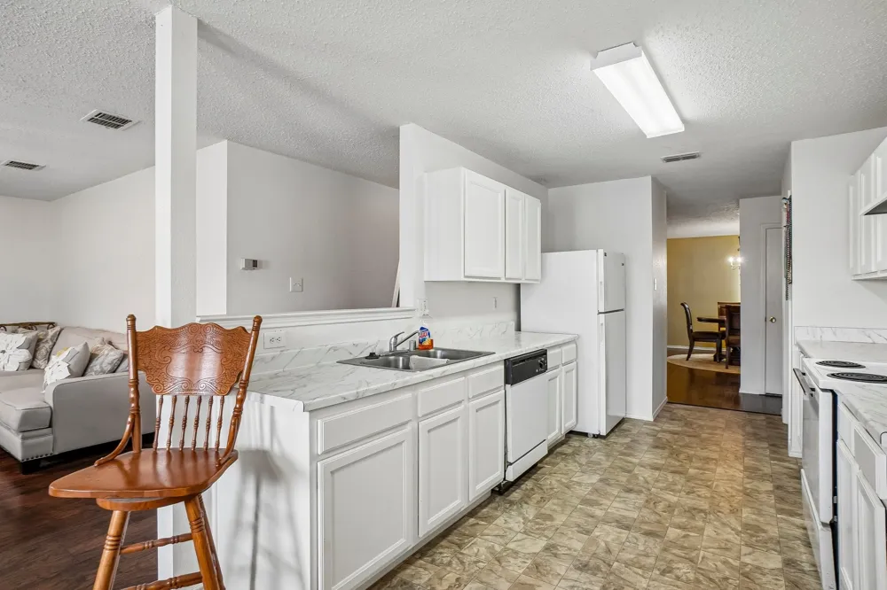 659 Pondview Drive Cedar Hill, TX 75104