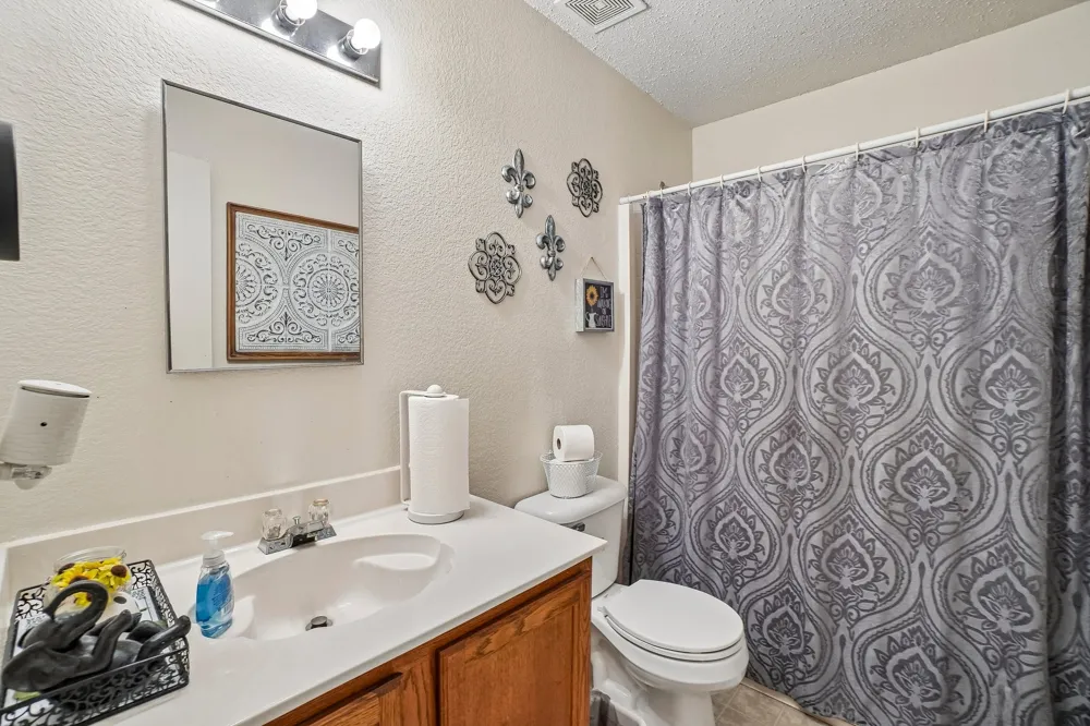 659 Pondview Drive Cedar Hill, TX 75104