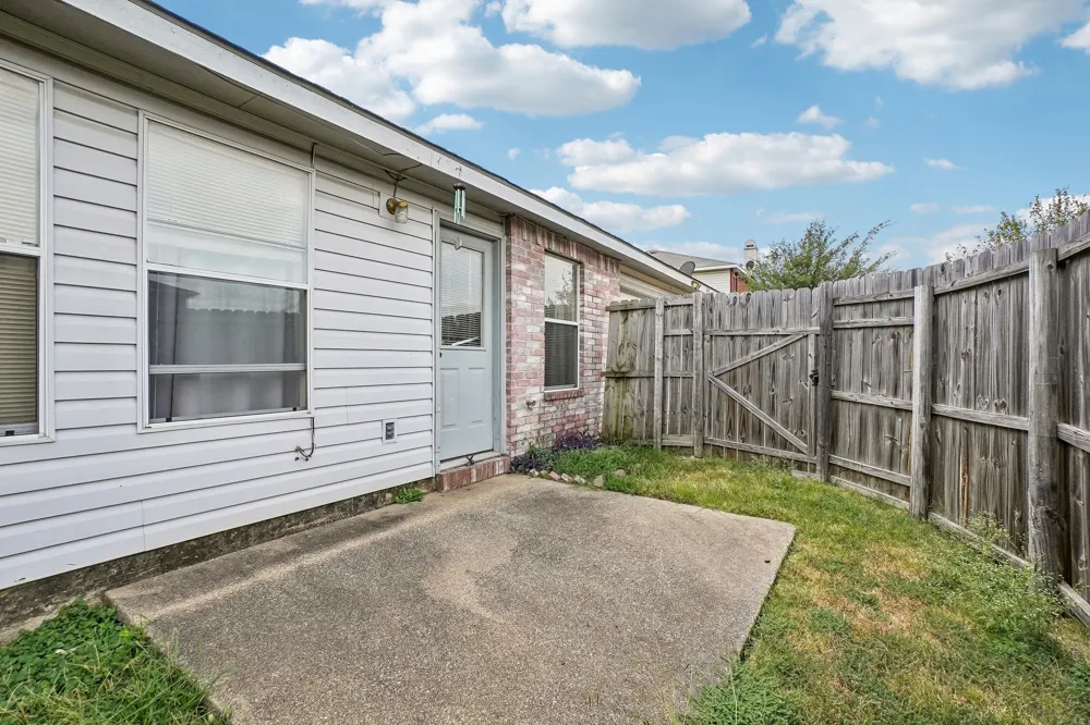 659 Pondview Drive Cedar Hill, TX 75104