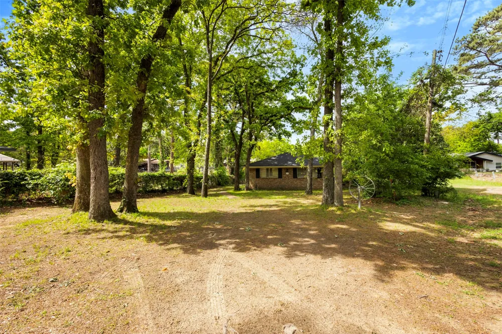 111 Island Park Drive Gun Barrel City, TX 75156