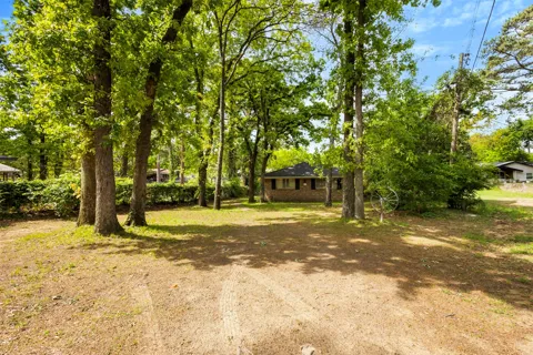 111 Island Park Drive