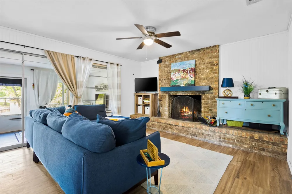 111 Island Park Drive Gun Barrel City, TX 75156