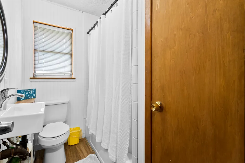 111 Island Park Drive Gun Barrel City, TX 75156