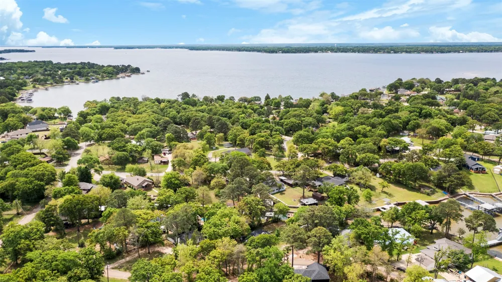 111 Island Park Drive Gun Barrel City, TX 75156