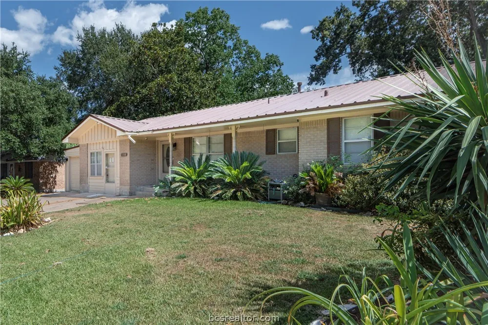 1507 Meadow Lane Brenham, TX 77833