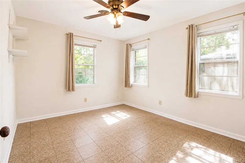 1507 Meadow Lane Brenham, TX 77833