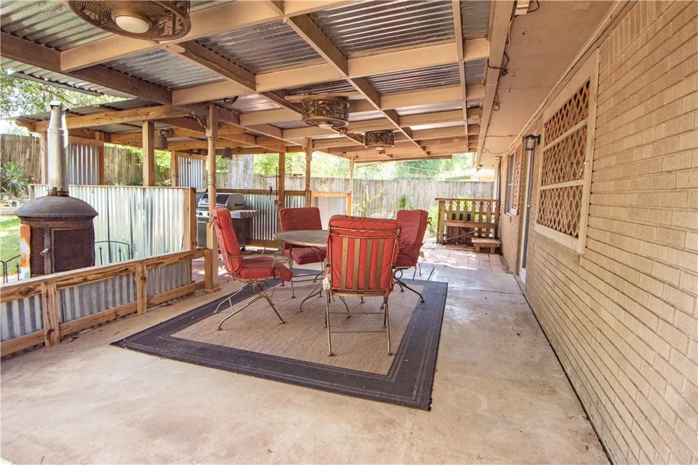 1507 Meadow Lane Brenham, TX 77833