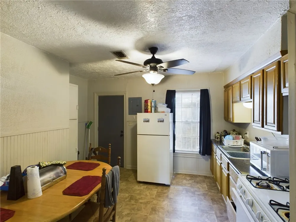 1316 Antone Street #A Bryan, TX 77803