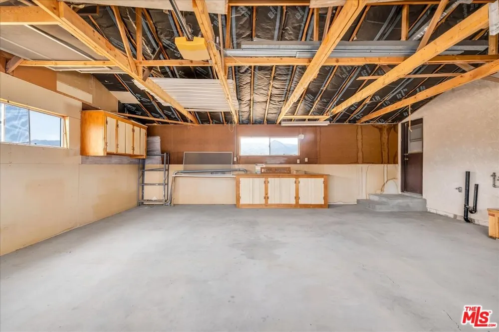 8686 Uphill Road Joshua Tree, CA 92252