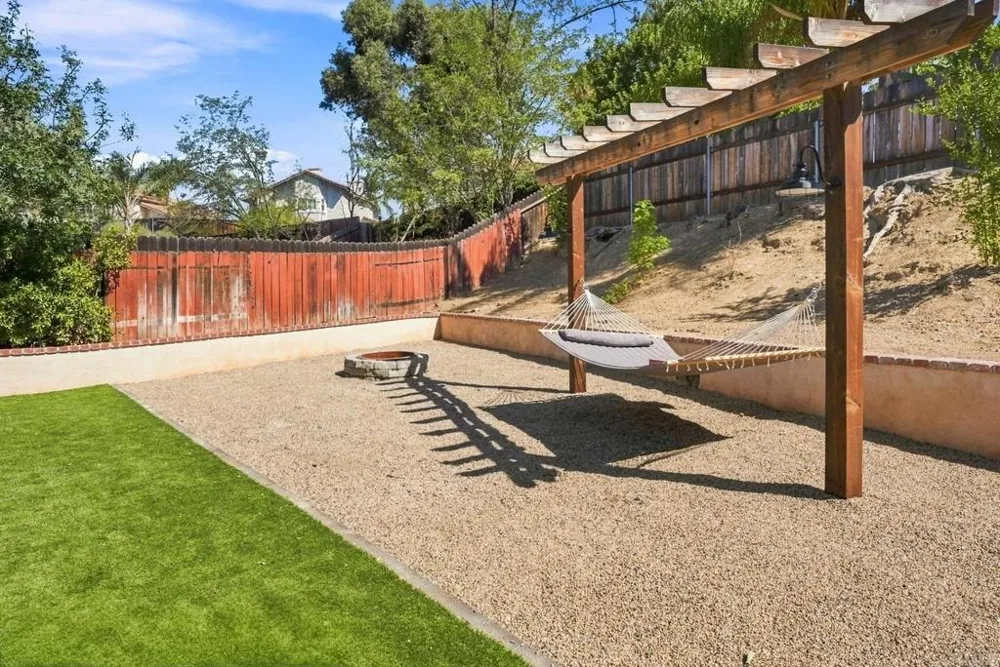 23886 Red Clover Circle Murrieta, CA 92562