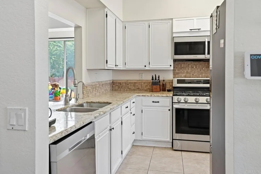 23886 Red Clover Circle Murrieta, CA 92562
