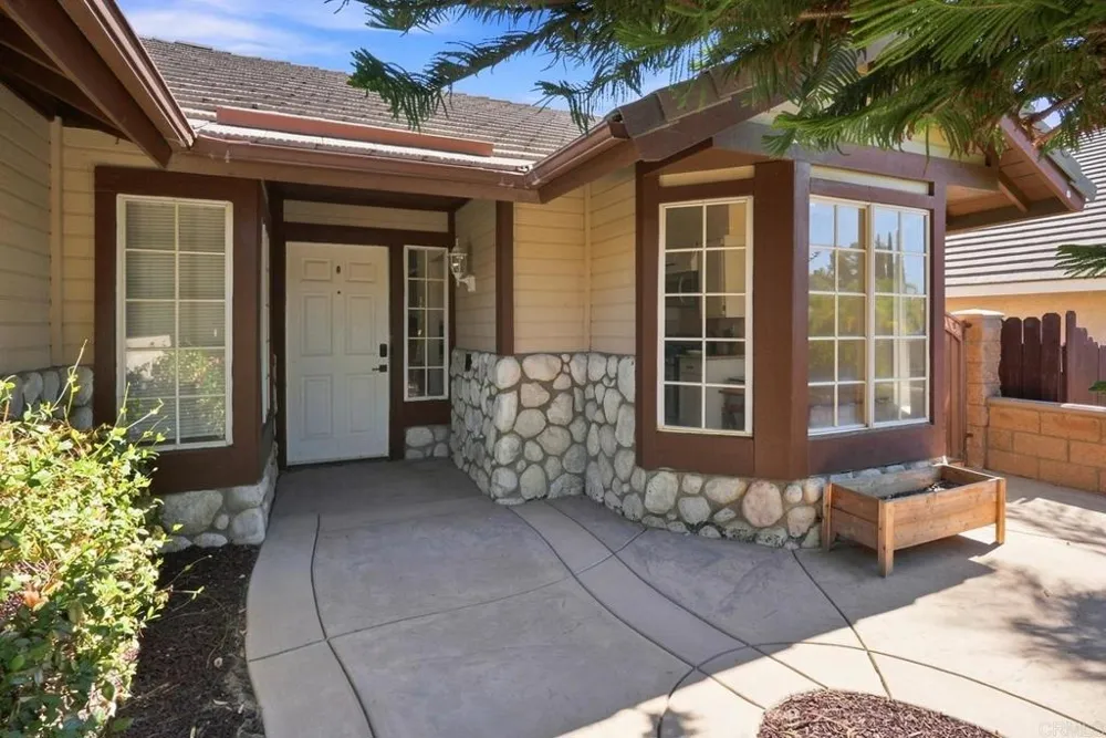 23886 Red Clover Circle Murrieta, CA 92562