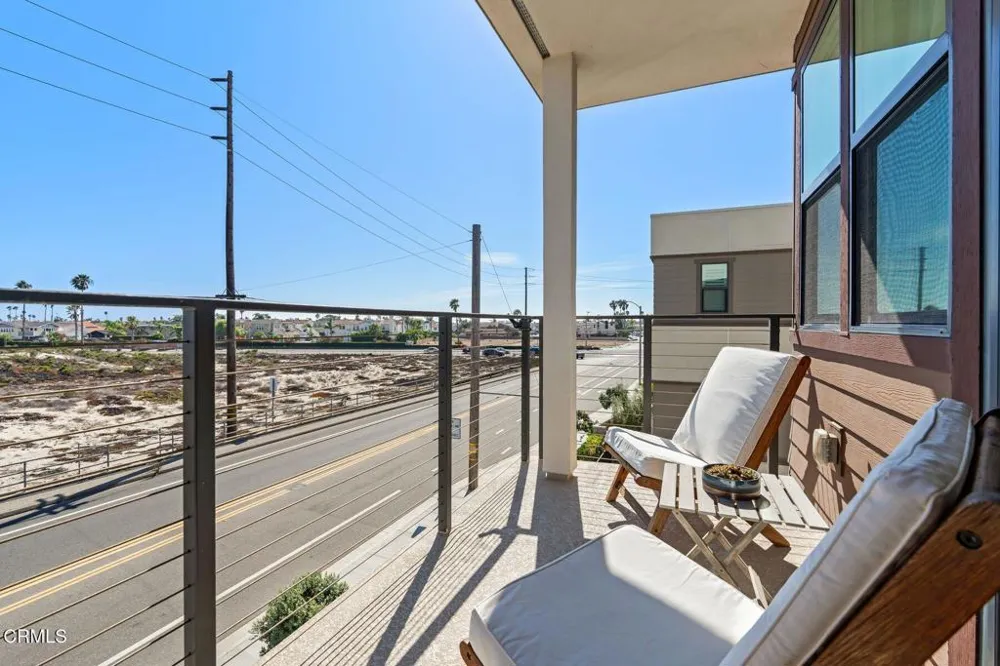 1087 Canal Street Oxnard, CA 93035