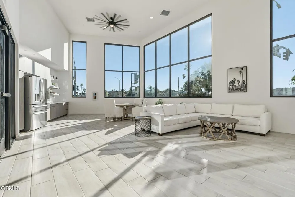1087 Canal Street Oxnard, CA 93035